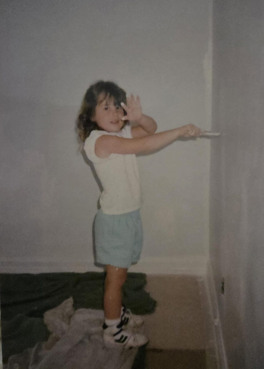 Mrs. Annecchino began her artistic journey painting interiors for lollipops and skittles at the age of six.